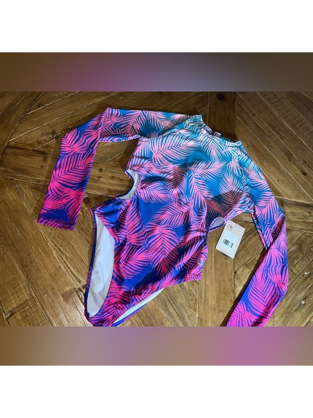 OP Ocean Pacific one piece rash guard with cut out sides - size large - NWT - Picture 4 of 10